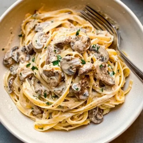 Mushroom Cream Sauce Pasta